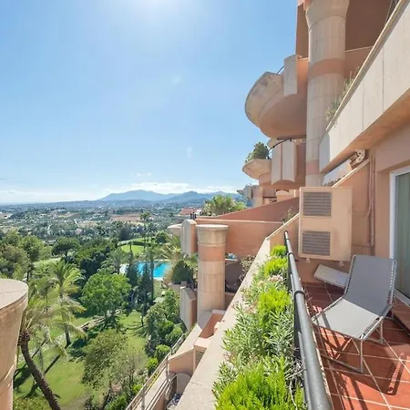 Magna Apartment Marbella